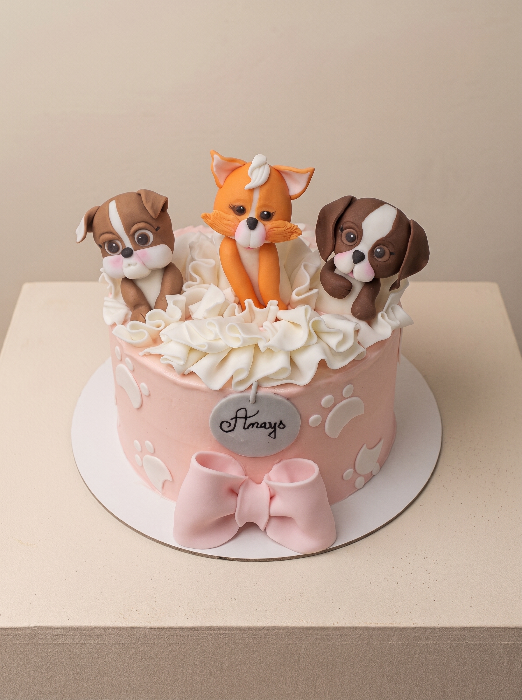 Tort decorat cu fructe